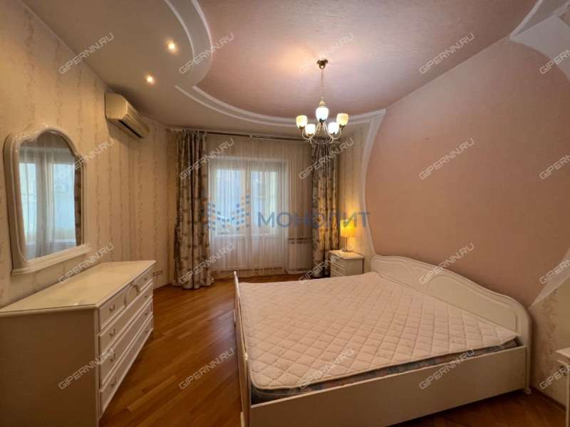 трёхкомнатная квартира в Обозном переулке дом 2