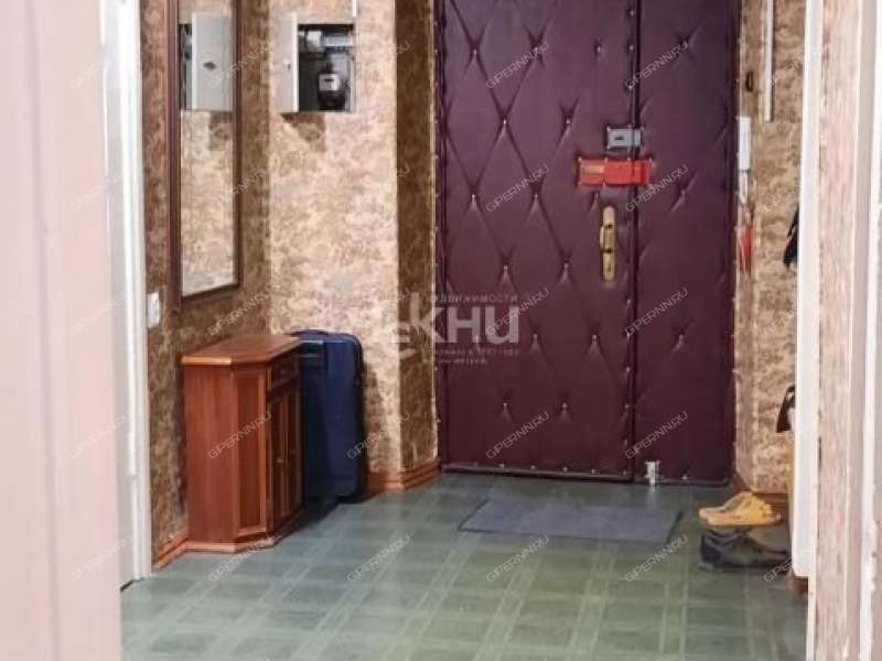 трёхкомнатная квартира на улице Минина дом 5