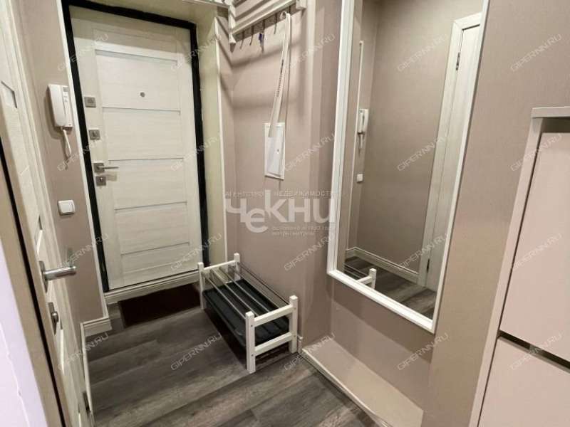 двухкомнатная квартира на проспекте Гагарина дом 32