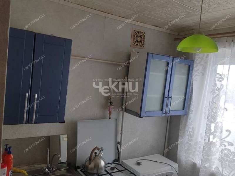 двухкомнатная квартира в 6-м микрорайоне дом 15б