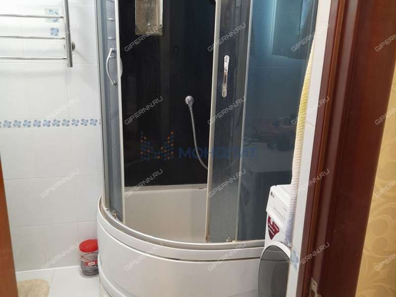 трёхкомнатная квартира на улице Родионова дом 189/24