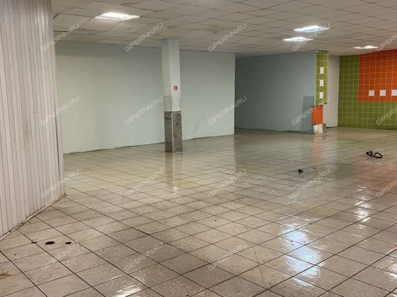 помещение под помещение свободного назначения, торговую площадь на улице Тропинина