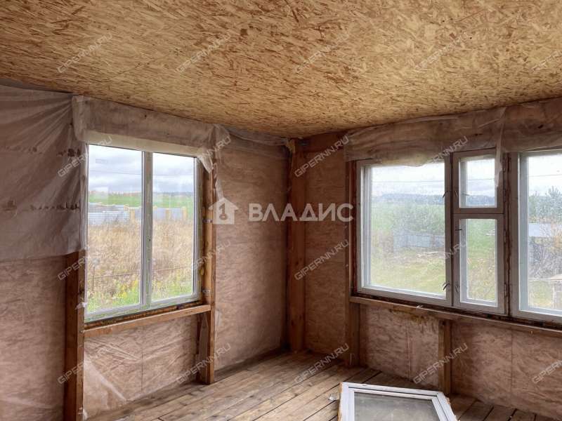 дом на  село Выездное