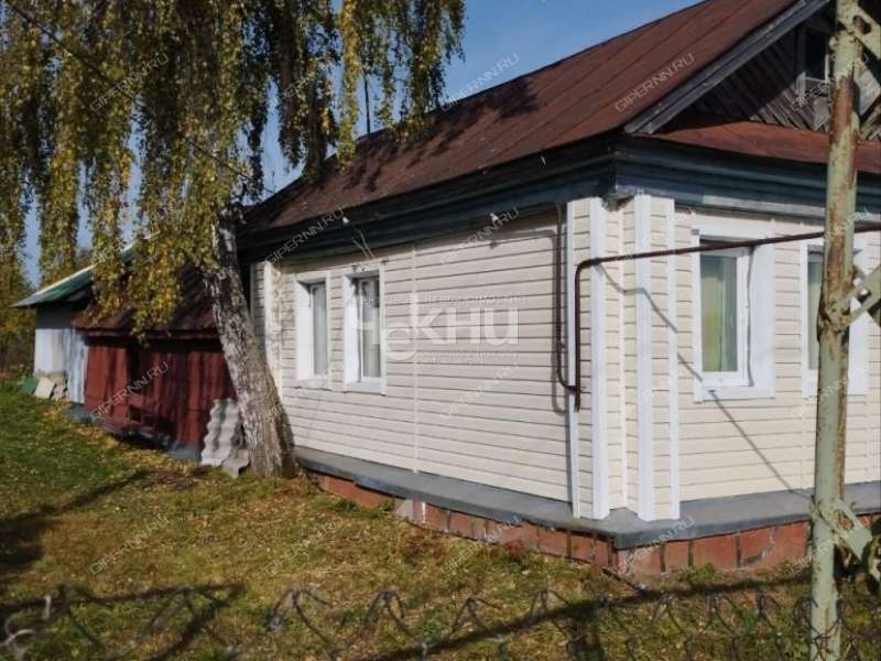 дом на Центральной улице село Григорово