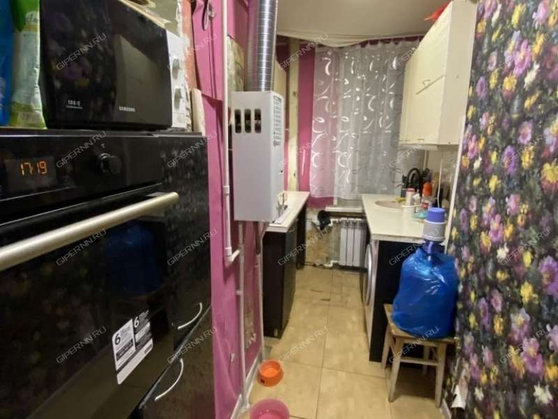 однокомнатная квартира на Молодёжном проспекте дом 72