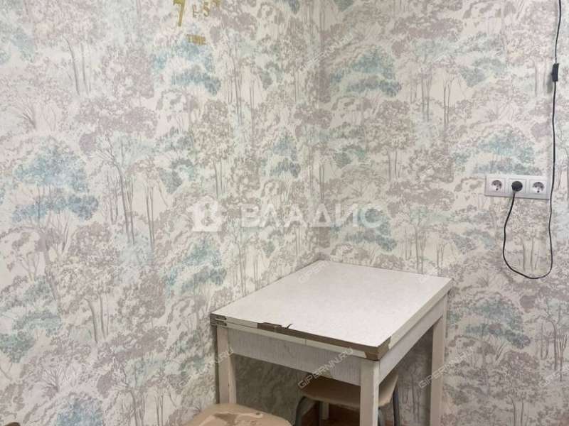 трёхкомнатная квартира на улице Бекетова дом 54А