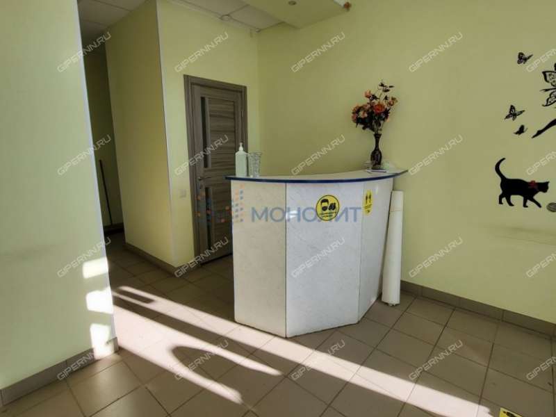 помещение под офис, торговую площадь на Южном шоссе