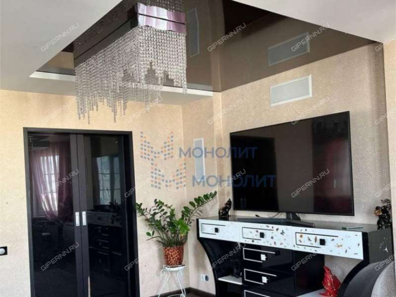 пятикомнатная квартира на улице Карла Маркса дом 44