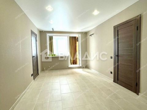 3-komnatnaya-ul-kovalihinskaya-d-72 фото