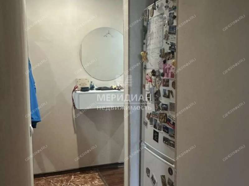 трёхкомнатная квартира на улице Федосеенко дом 28