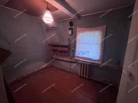 dom-poselok-parizhskoy-kommuny-ul-alatyrskaya-d-18 фото