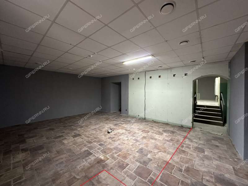 помещение под торговую площадь на улице Чаадаева