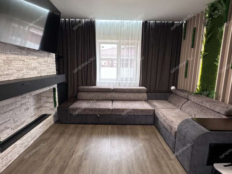 дом на  деревня Крутая