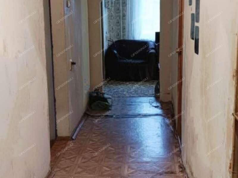 комната в доме 12 на улице Строкина