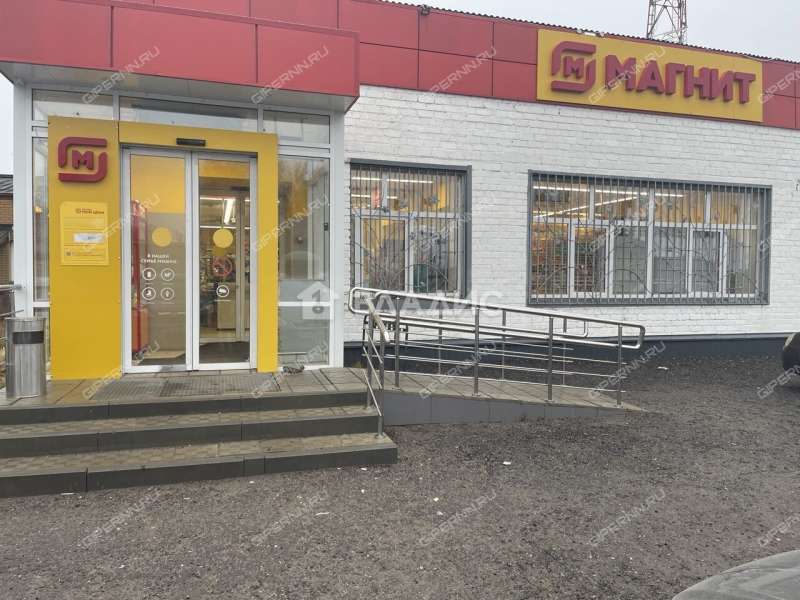 здание под торговую площадь на улице Архангельской село Безводное