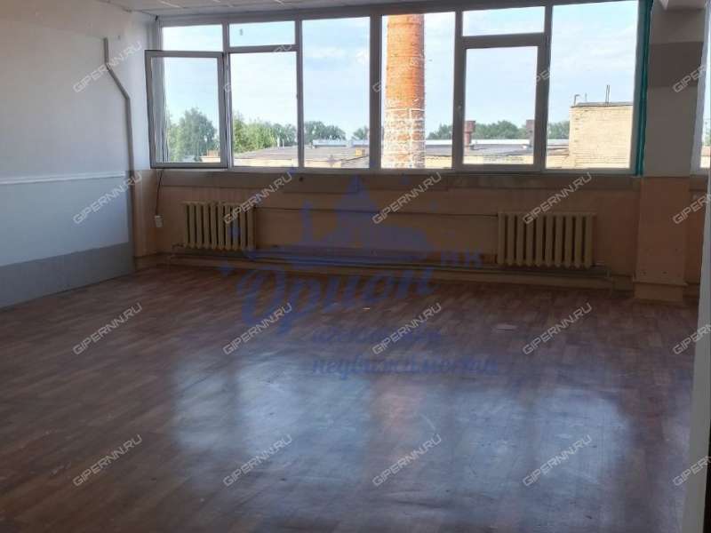 помещение под помещение свободного назначения на Стеклозаводском шоссе город Бор