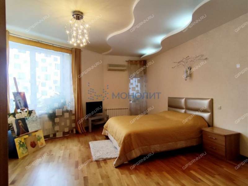 трёхкомнатная квартира на Большой Покровской улице дом 20б