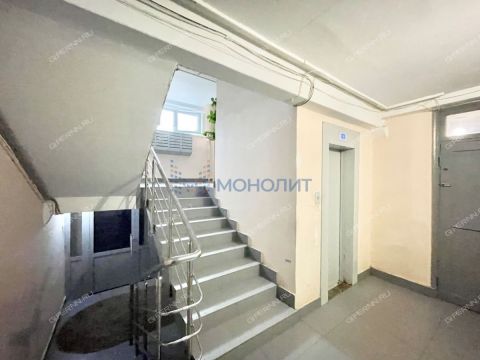1-komnatnaya-ul-verhnepecherskaya-d-2 фото