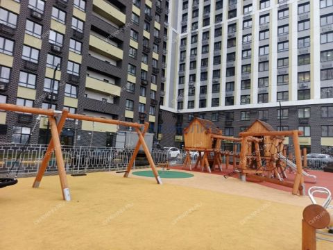 3-komnatnaya-ul-rodionova-d-31 фото