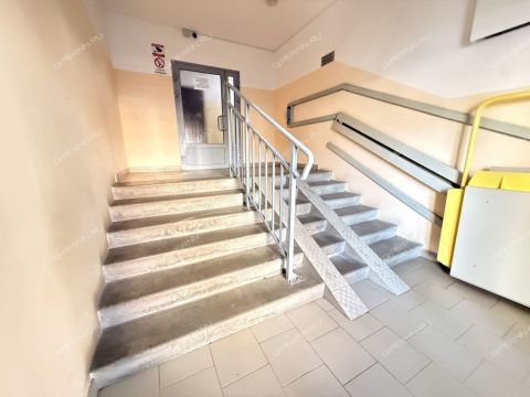 1-komnatnaya-ul-monchegorskaya-d-12-k5 фото