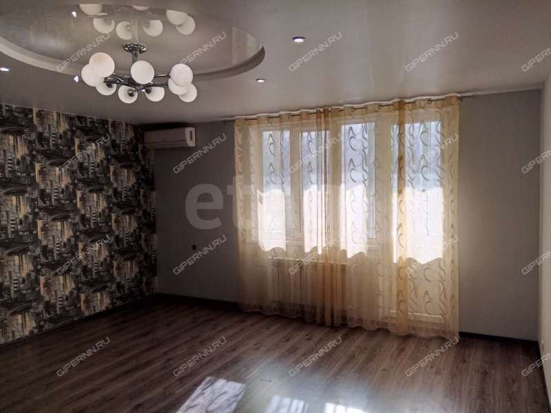 трёхкомнатная квартира на улице Бориса Панина дом 7в