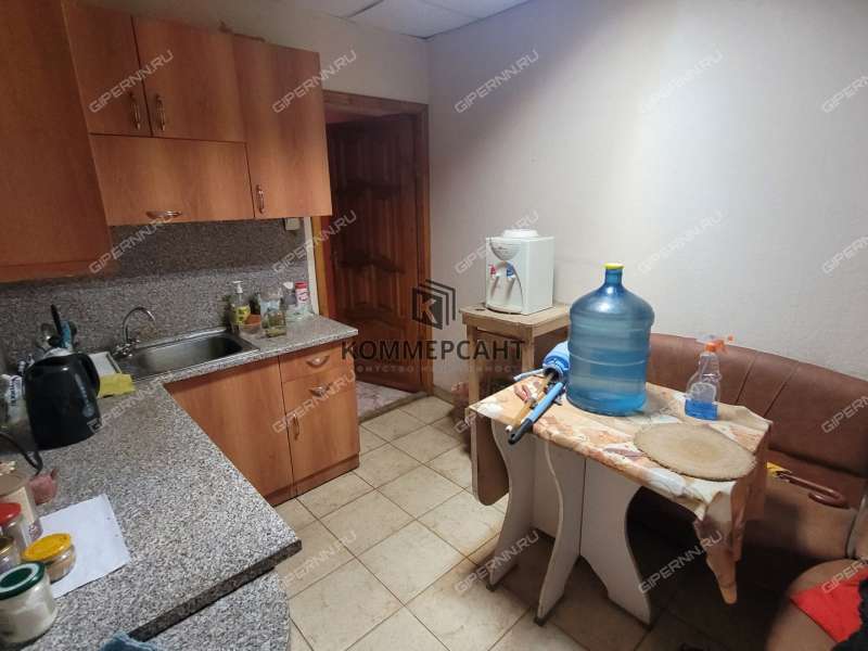 помещение под склад на Памирской улице