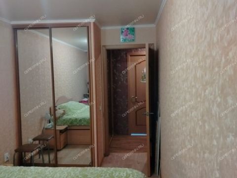 3-komnatnaya-ul-avangardnaya-d-8 фото