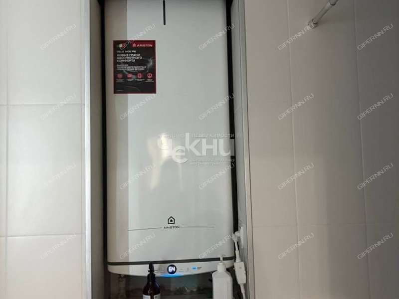 помещение под коммерческую недвижимость на Алексеевской улице