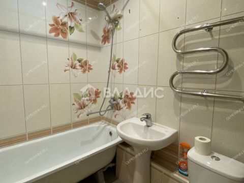 2-komnatnaya-derevnya-kusakovka-ul-vasilkovaya-d-161a фото