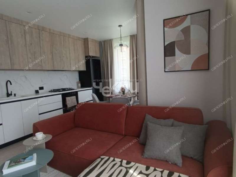 трёхкомнатная квартира на Львовской улице