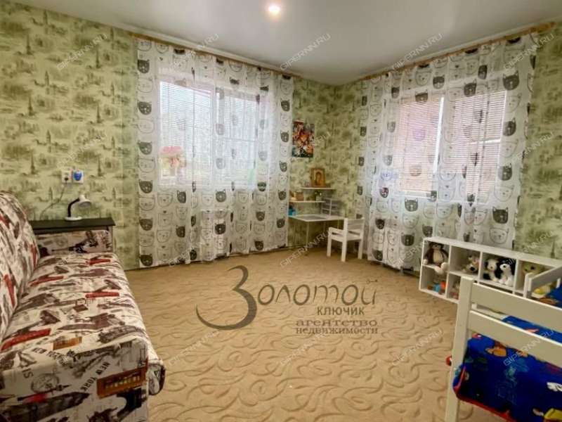 дом на  деревня Софроново