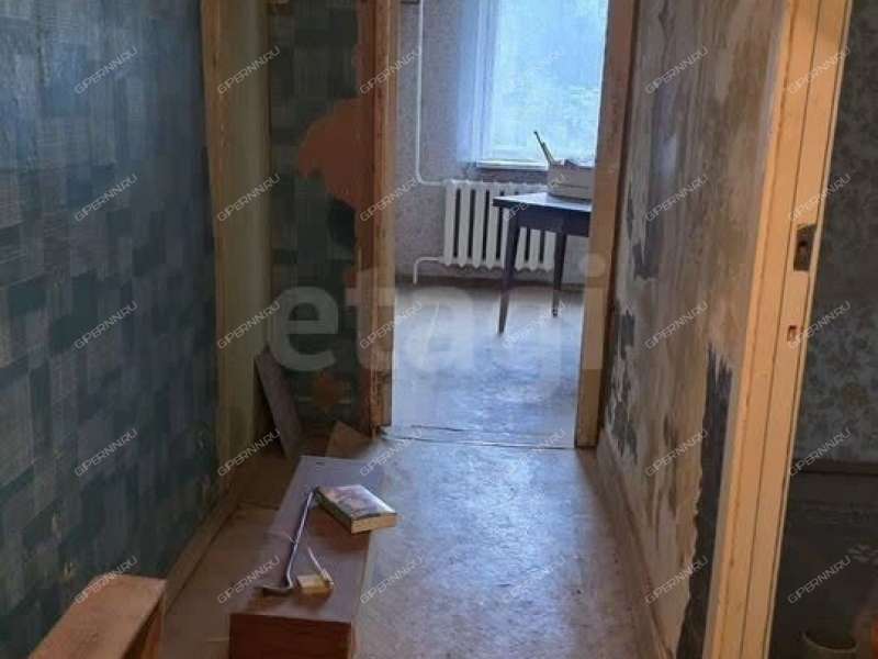 трёхкомнатная квартира на улице Маршала Голованова дом 33