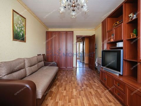 3-komnatnaya-ul-generala-zimina-d-30 фото