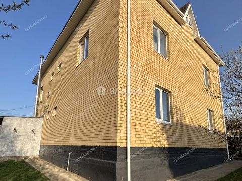 dom-derevnya-kusakovka-ul-vasilkovaya-d-27 фото