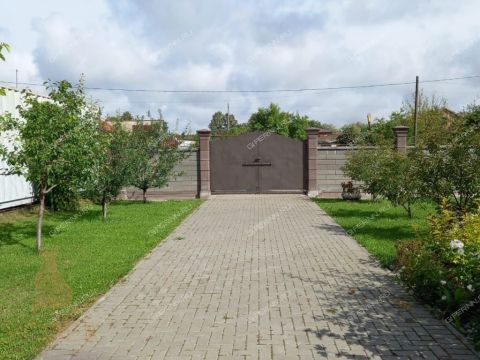 dom-selo-oranki-bogorodskiy-municipalnyy-okrug фото
