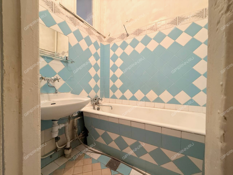 трёхкомнатная квартира на проспекте Октября дом 3