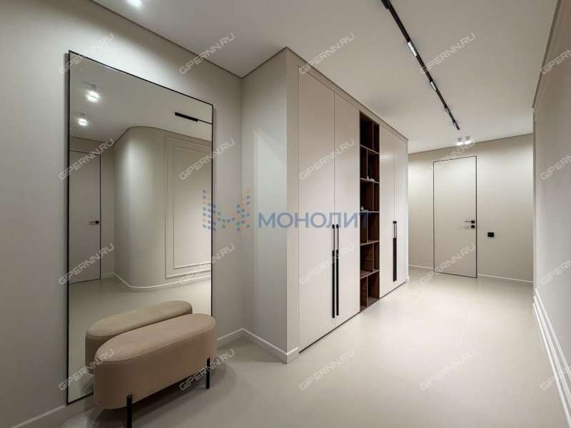 четырёхкомнатная квартира на Лысогорской улице дом 89 к3