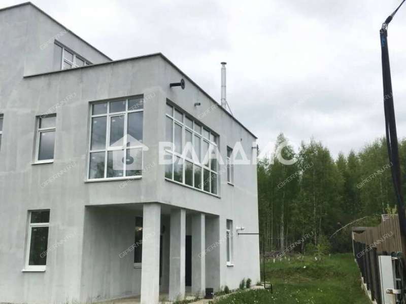 коттедж на улице Цветочная село Безводное