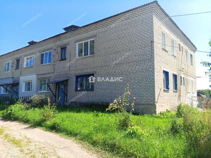 двухкомнатная квартира на улице им. Свердлова дом 48 рабочий посёлок Красные Баки
