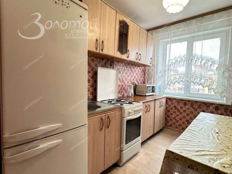 трёхкомнатная квартира на улице Маршала Жукова дом 6