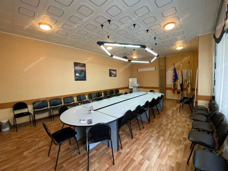 здание под офис, торговую площадь на проспекте Гагарина