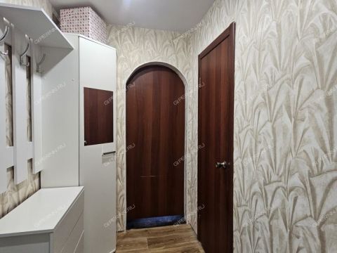 1-komnatnaya-ul-yuliusa-fuchika-d-10-k1 фото