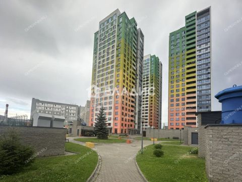 2-komnatnaya-ul-rodionova-d-192-k4 фото