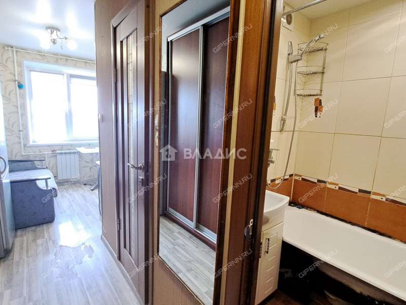 однокомнатная квартира на улице Декабристов дом 9