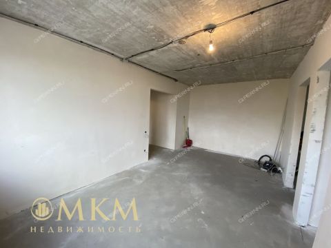 4-komnatnaya-ul-yuliusa-fuchika-d-37 фото