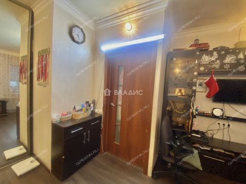 2-komnatnaya-poselok-40-let-oktyabrya-ul-narodnaya-stroyka-d-4 фото