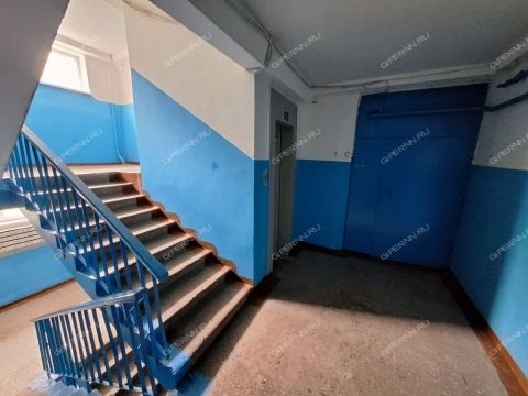 2-komnatnaya-ul-strokina-d-12 фото