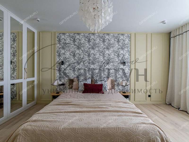 трёхкомнатная квартира на Светлогорской улице дом 6