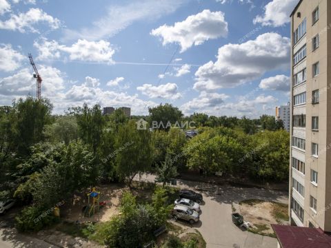 3-komnatnaya-b-r-zarechnyy-d-3 фото