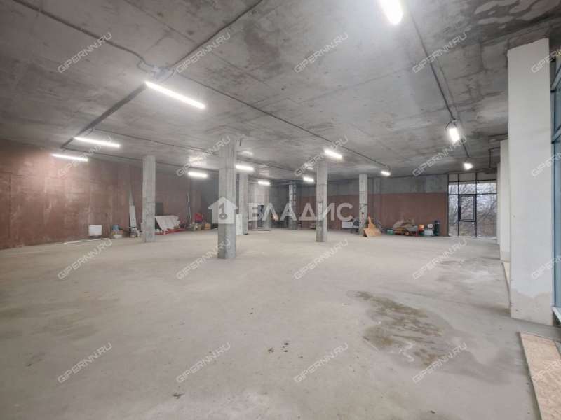 здание под офис, торговую площадь на улице Композитора Касьянова